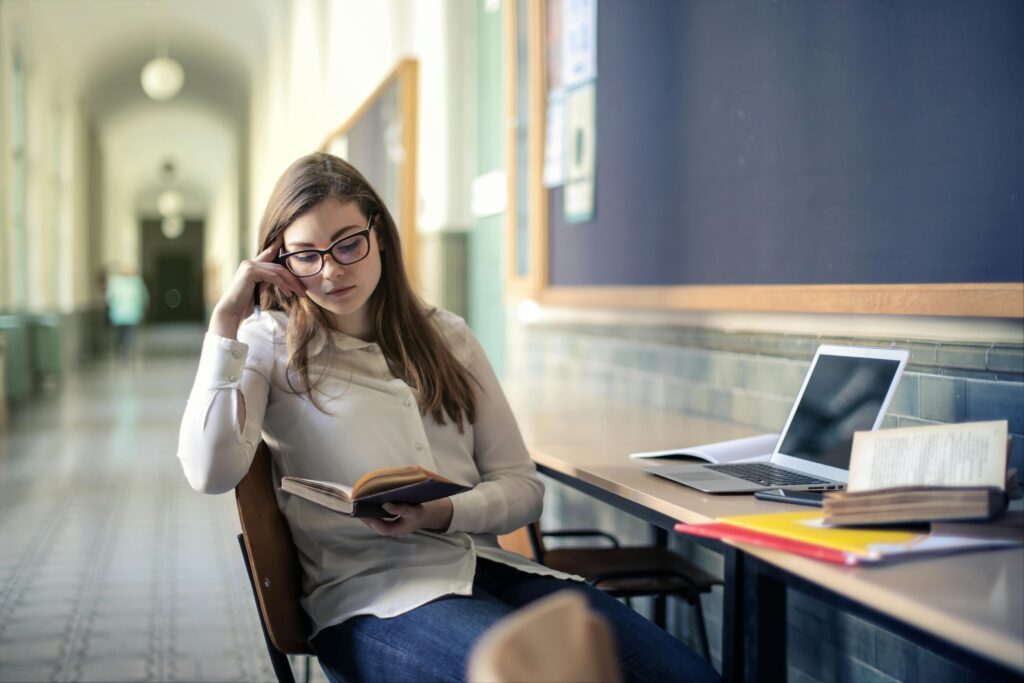 Estudiar leyes en oposiciones de Educación Física